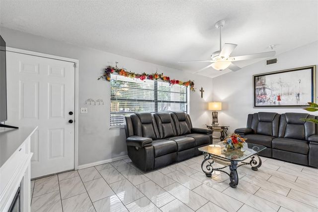 8425 SAINT GILES COURT, Zephyrhills, FL 33541