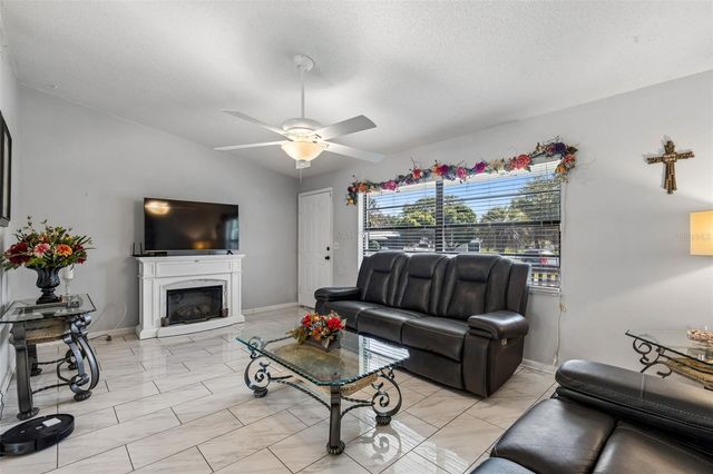 8425 SAINT GILES COURT, Zephyrhills, FL 33541