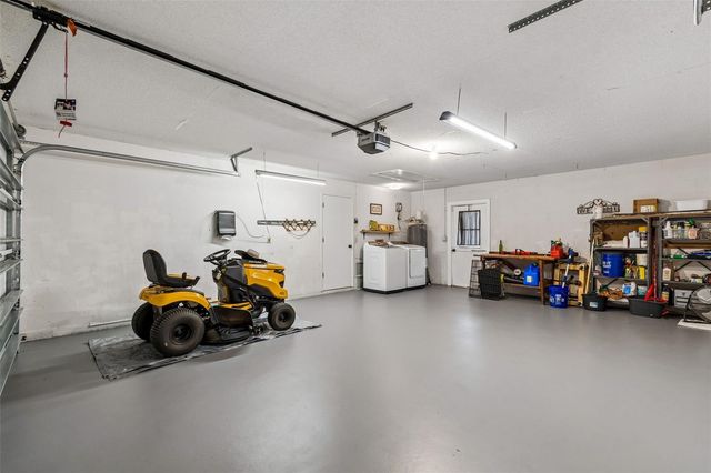 8425 SAINT GILES COURT, Zephyrhills, FL 33541
