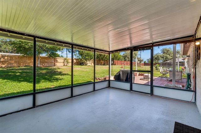 8425 SAINT GILES COURT, Zephyrhills, FL 33541