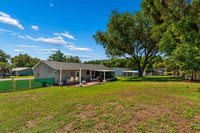 8425 SAINT GILES COURT, Zephyrhills, FL 33541