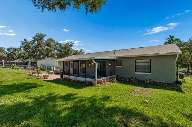 8425 SAINT GILES COURT, Zephyrhills, FL 33541