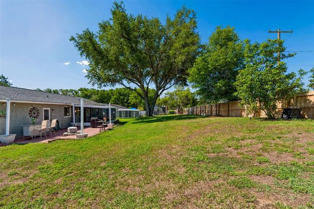 8425 SAINT GILES COURT, Zephyrhills, FL 33541