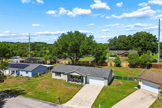 8425 SAINT GILES COURT, Zephyrhills, FL 33541