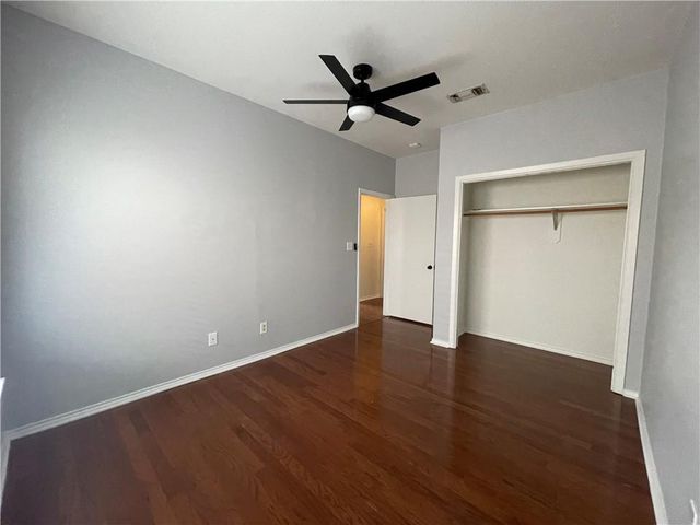 2007 E 10th ST A, Austin, TX 78702