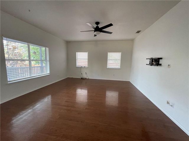 2007 E 10th ST A, Austin, TX 78702