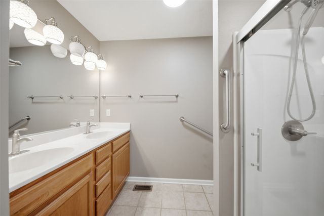 785 SE Bobwhite Lane, Waukee, IA 50263