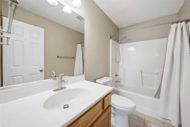 785 SE Bobwhite Lane, Waukee, IA 50263