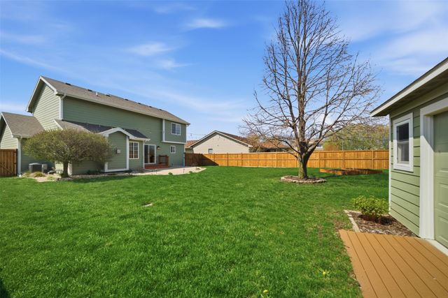 785 SE Bobwhite Lane, Waukee, IA 50263