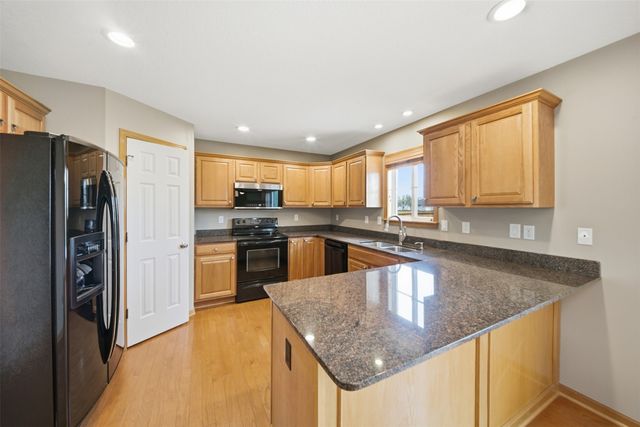 785 SE Bobwhite Lane, Waukee, IA 50263