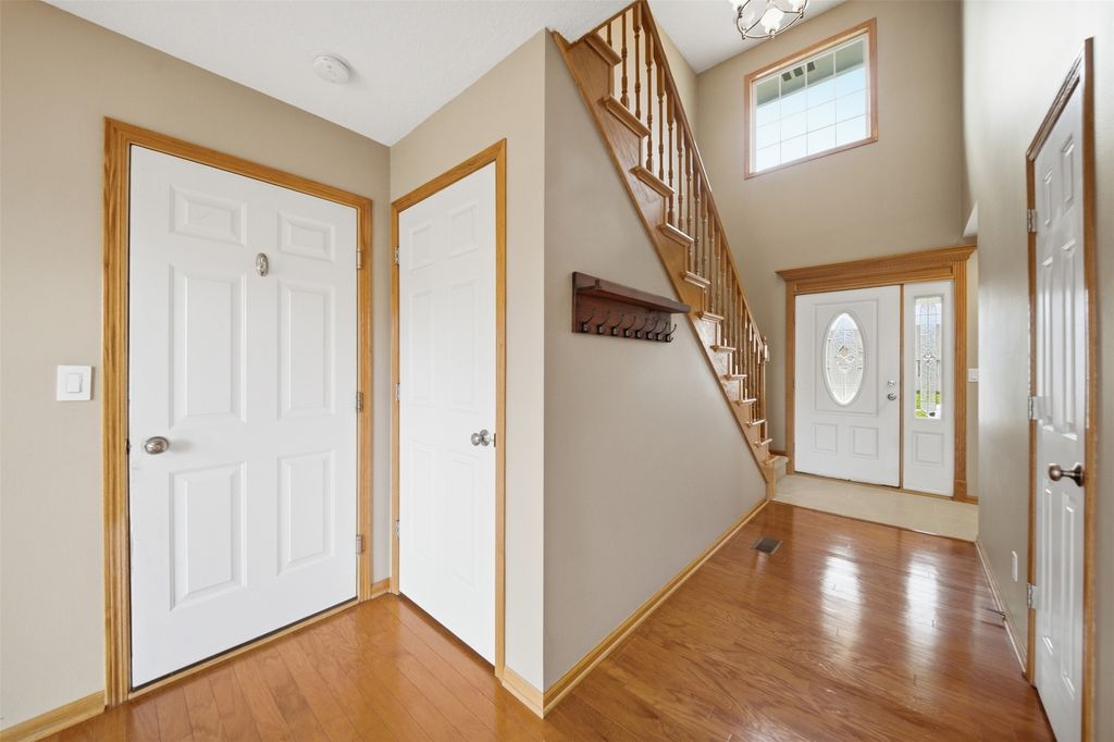 785 SE Bobwhite Lane, Waukee, IA 50263