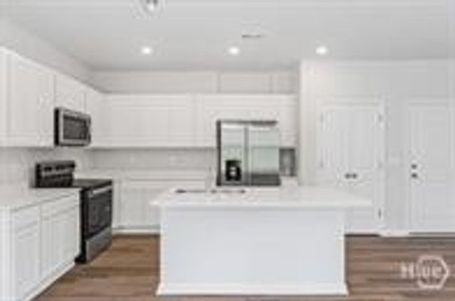 141 Wilderness Road, Savannah, GA 31302