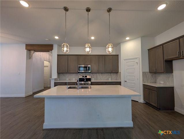 2935 Aller, New Braunfels, TX 78130