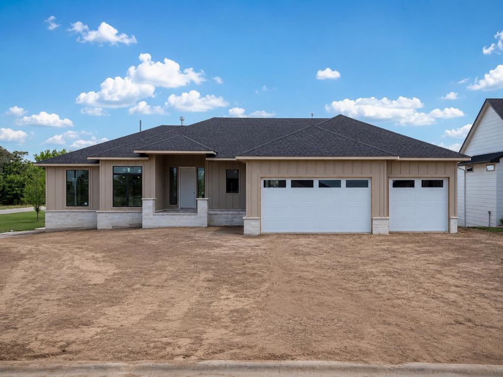 5962 W 45th Ct. N., Wichita, KS 67205