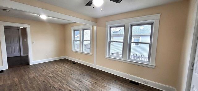 35 Transit Street, Warwick, RI 02889