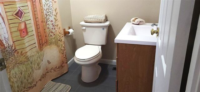 35 Transit Street, Warwick, RI 02889