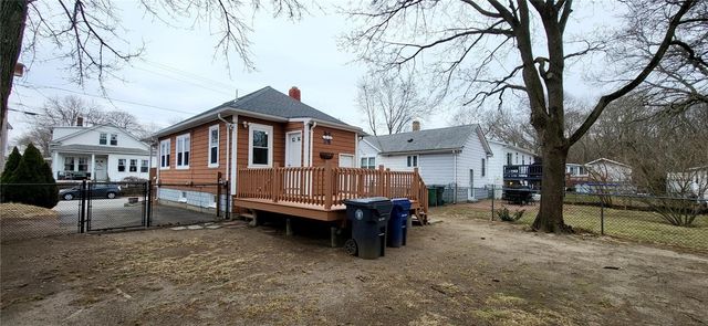 35 Transit Street, Warwick, RI 02889