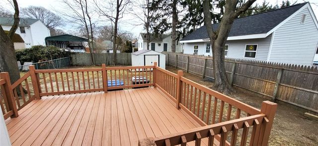 35 Transit Street, Warwick, RI 02889