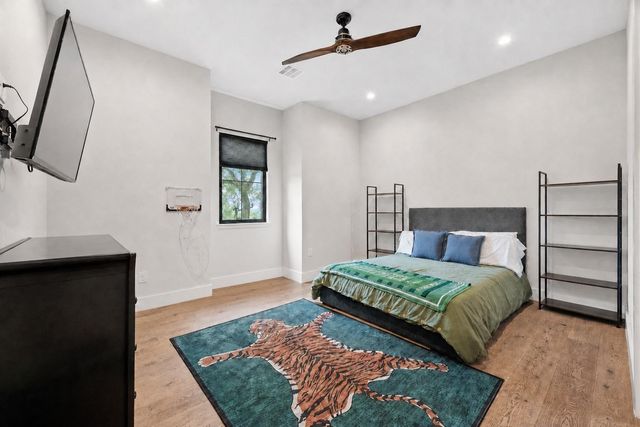 169 Golden Eagle LN, Dripping Springs, TX 78620