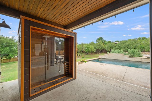 169 Golden Eagle LN, Dripping Springs, TX 78620