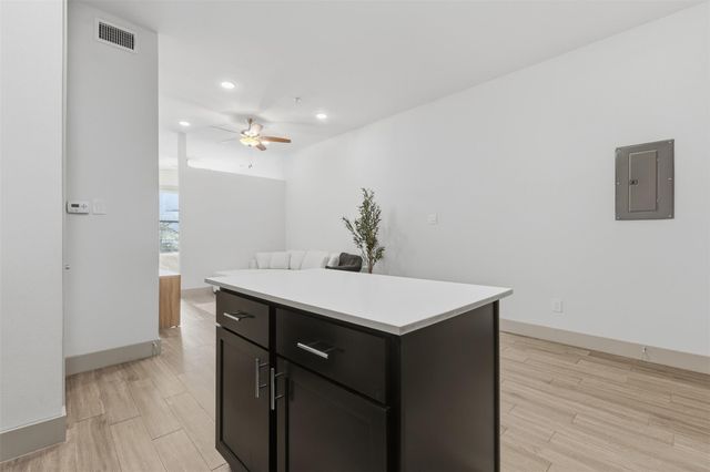 4509 Mount Vernon Street 7, Houston, TX 77006