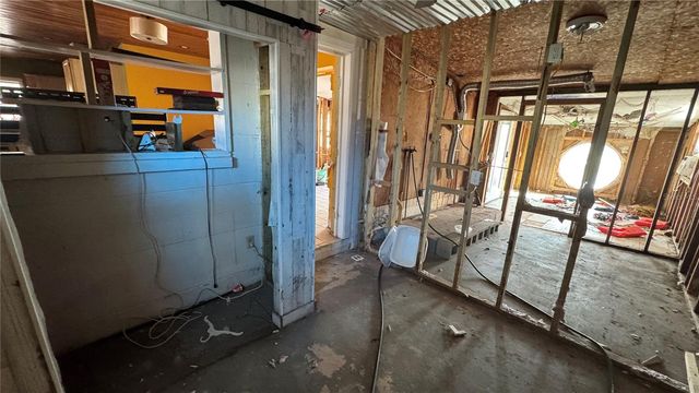 5290 CIRCLE DRIVE, Weeki Wachee, FL 34607