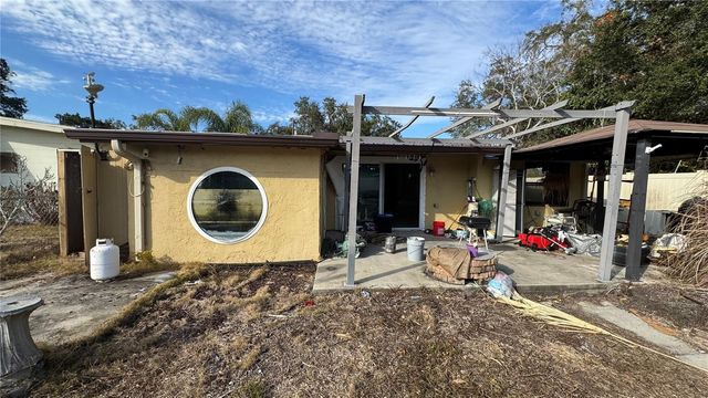 5290 CIRCLE DRIVE, Weeki Wachee, FL 34607
