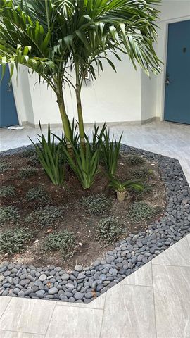 9405 Fontainebleau Blvd 113-22, Miami, FL 33172