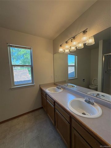 17900 E Brown Place, Aurora, CO 80013