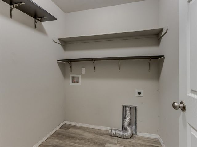 4321 Winding Brook, Harrah, OK 73045