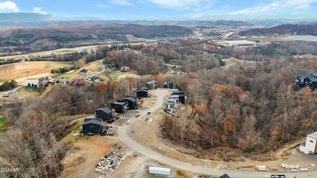 1362 Reedmont Way, Sevierville, TN 37876