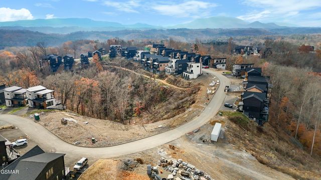 1362 Reedmont Way, Sevierville, TN 37876