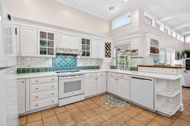 11671 HARBORSIDE CIRCLE, Largo, FL 33773