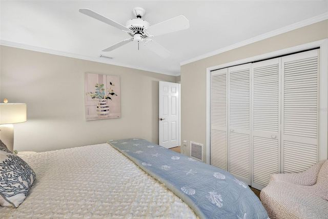 11671 HARBORSIDE CIRCLE, Largo, FL 33773