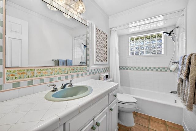 11671 HARBORSIDE CIRCLE, Largo, FL 33773