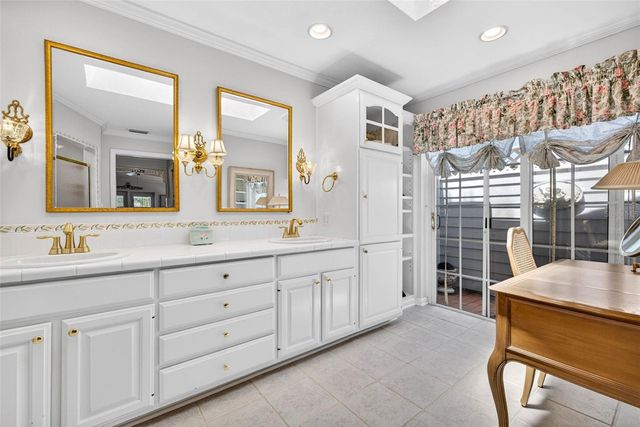 11671 HARBORSIDE CIRCLE, Largo, FL 33773