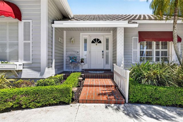 11671 HARBORSIDE CIRCLE, Largo, FL 33773