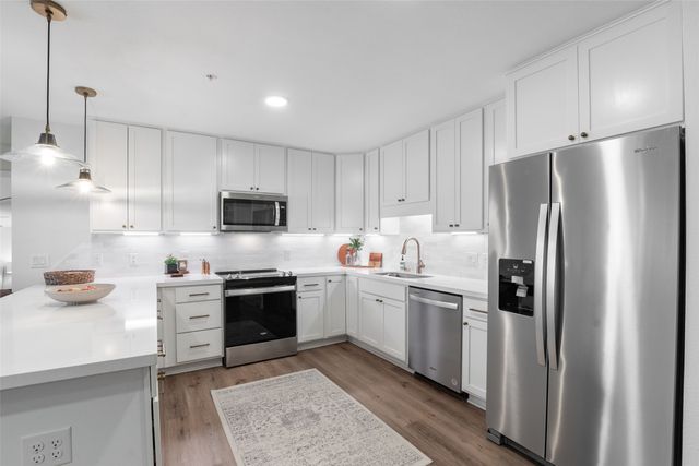 8381 Davis Boulevard 306, North Richland Hills, TX 76182