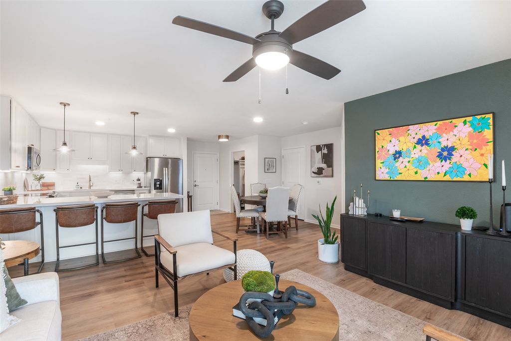 8381 Davis Boulevard 306, North Richland Hills, TX 76182