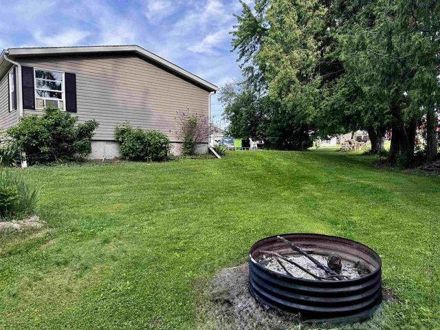 403 S Depot Street, Fox Lake, WI 53933