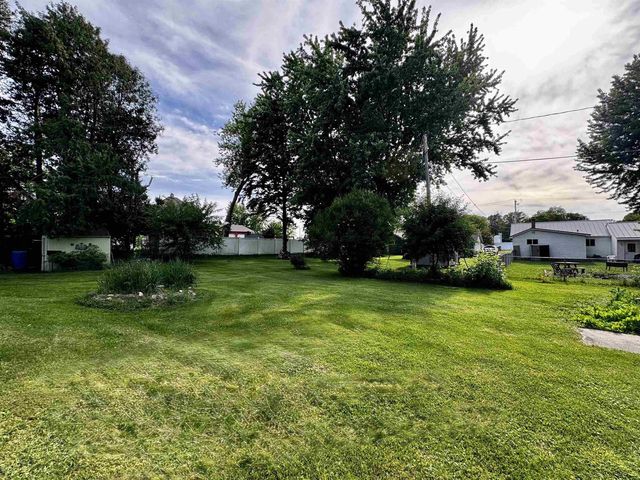 403 S Depot Street, Fox Lake, WI 53933