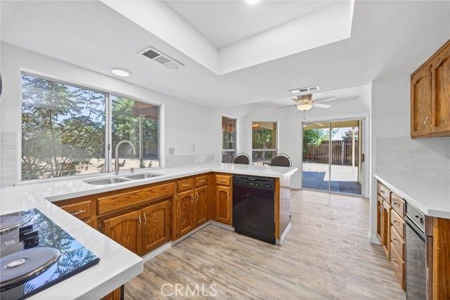 601 Las Arenas Court, Bakersfield, CA 93314