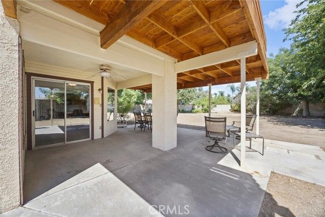 601 Las Arenas Court, Bakersfield, CA 93314