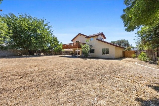 601 Las Arenas Court, Bakersfield, CA 93314