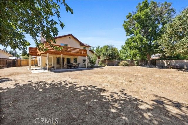 601 Las Arenas Court, Bakersfield, CA 93314