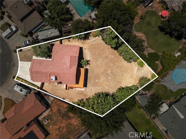 601 Las Arenas Court, Bakersfield, CA 93314