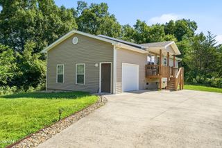 1044 Lake Smoky Road, Sevierville, TN 37876