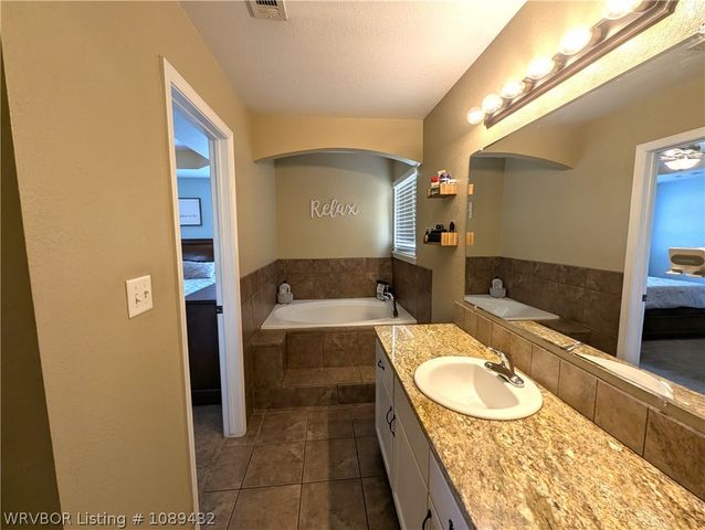 1139 Mountain Valley Drive, Greenwood, AR 72936