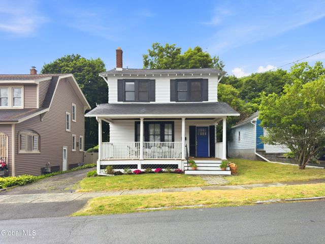 45 Glenwood Road, Menands, NY 12204