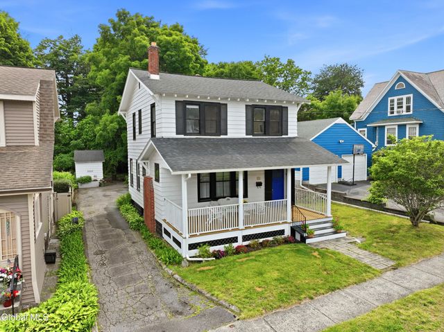 45 Glenwood Road, Menands, NY 12204